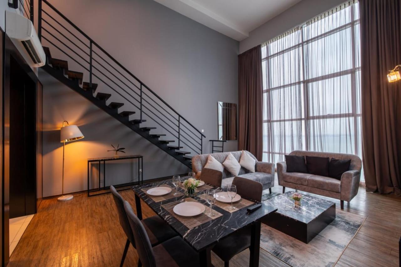 Loft Pano Seaview Suite 2 Bedroom By The Only Bnb Jelutong Eksteriør billede
