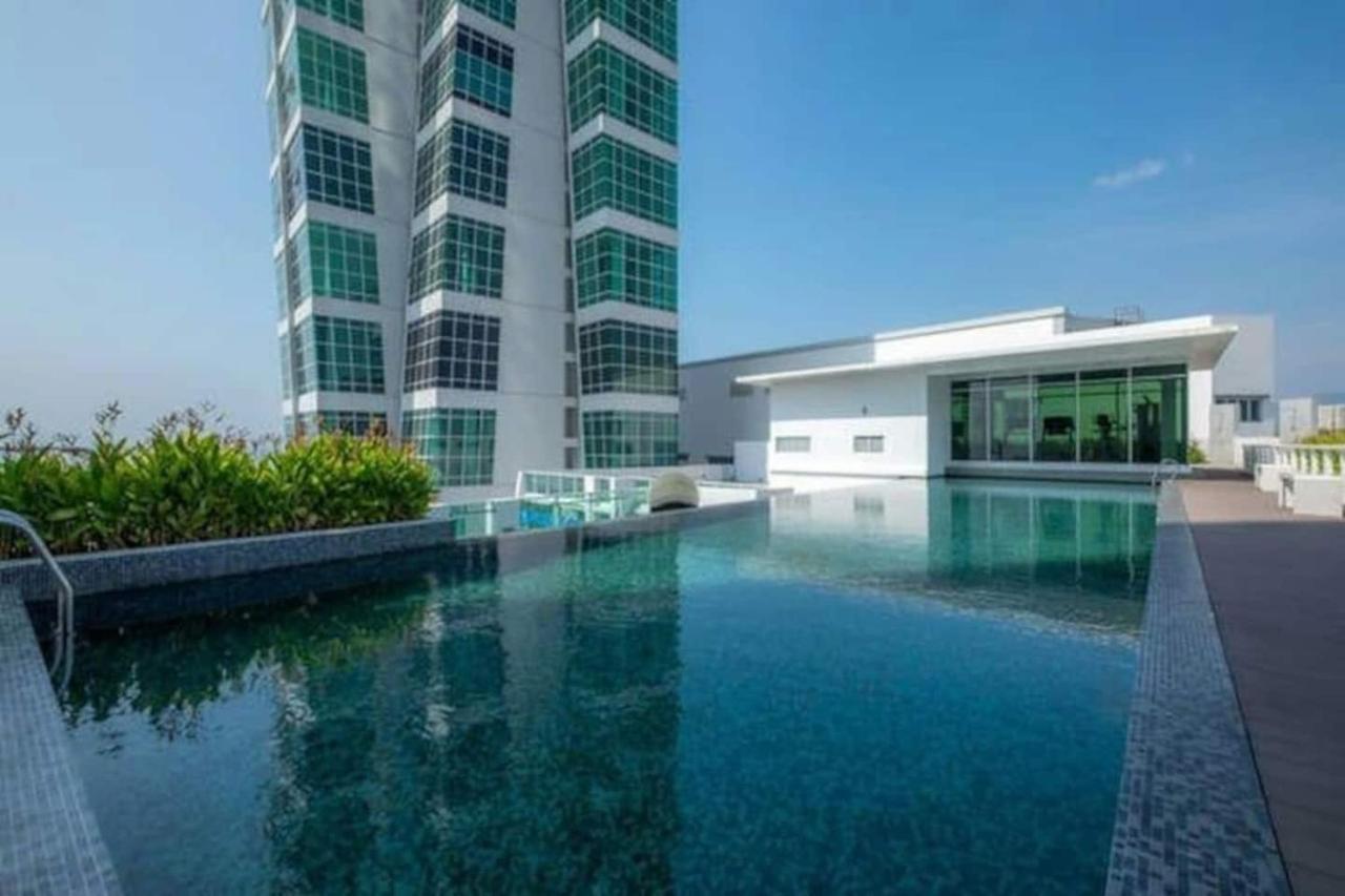 Loft Pano Seaview Suite 2 Bedroom By The Only Bnb Jelutong Eksteriør billede