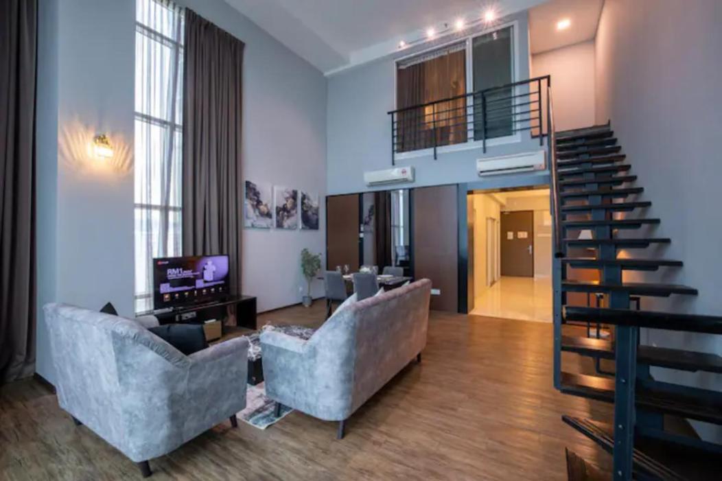 Loft Pano Seaview Suite 2 Bedroom By The Only Bnb Jelutong Eksteriør billede